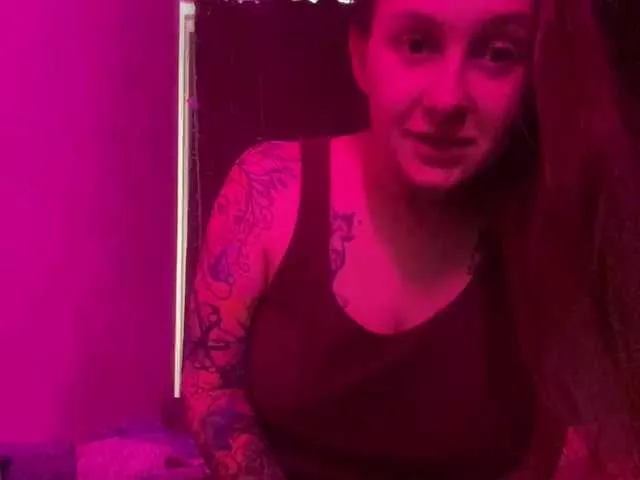 Cling to live show with likymy from BongaCams 