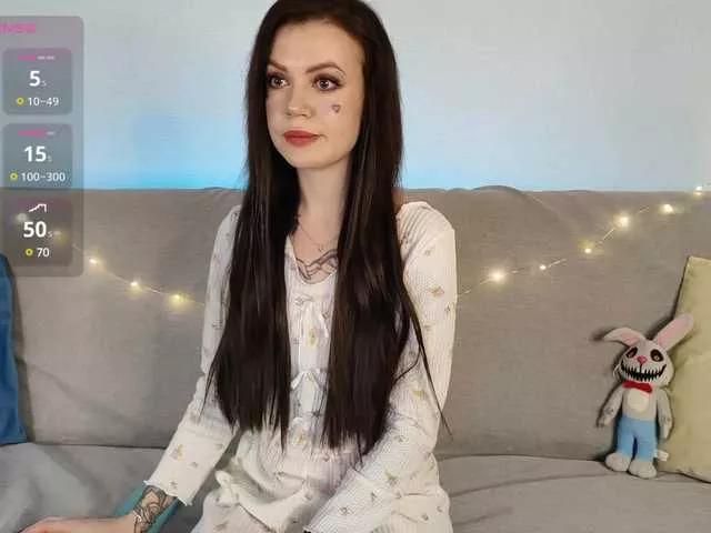 Cling to live show with realalicebim from BongaCams 