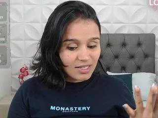 Cling to live show with nathaly-22 from CamSoda 