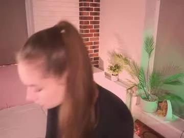 Cling to live show with brittbrucker from Chaturbate 