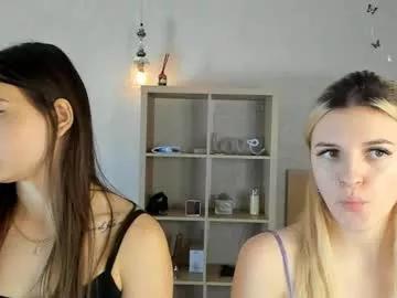 Cling to live show with caressyourself from Chaturbate 