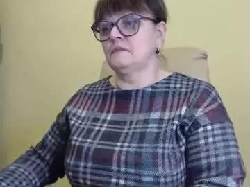 Cling to live show with carolinedream_ from Chaturbate 