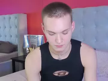 Cling to live show with cody_derksen from Chaturbate 