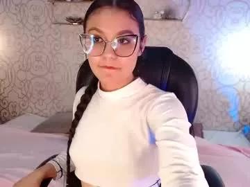 Cling to live show with darling_golden from Chaturbate 