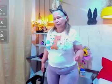 Cling to live show with girl_amada from Chaturbate 