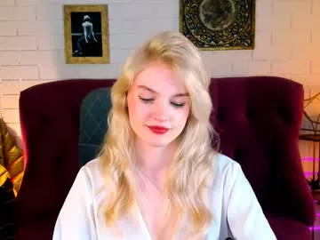 Cling to live show with graceglamour from Chaturbate 