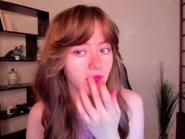 Cling to live show with kate_cuddle from Chaturbate 