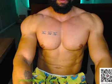 Cling to live show with muscleweed420 from Chaturbate 