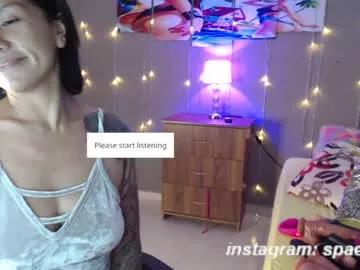 Cling to live show with shadia_squirt from Chaturbate 