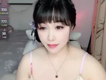 Cling to live show with wink_weiwei from Chaturbate 