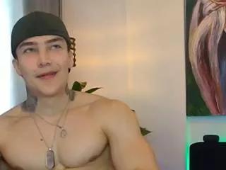 Cling to live show with joe_jonass from Flirt4Free 